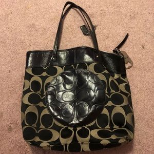 Preloved coach purse